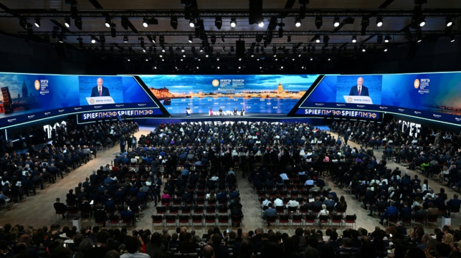 Massive Drohnenangriffe auf Russland - Putin empf&auml;ngt Altkanzler Schr&ouml;der im Kreml