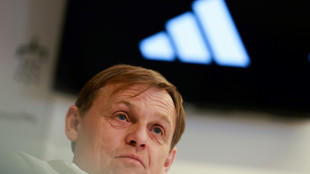 La cantidad pagada por Nike para vestir a Alemania es "inexplicable", dice el patr&oacute;n de Adidas