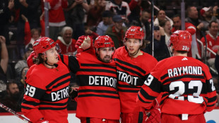 NHL: Seider gl&auml;nzt mit vier Vorlagen