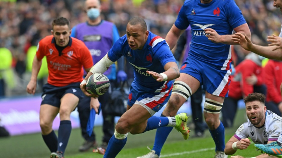 Tournoi des six nations: la France devant en Ecosse &agrave; la mi-temps
