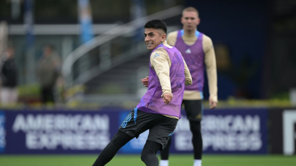 Thiago Almada sofre les&atilde;o muscular