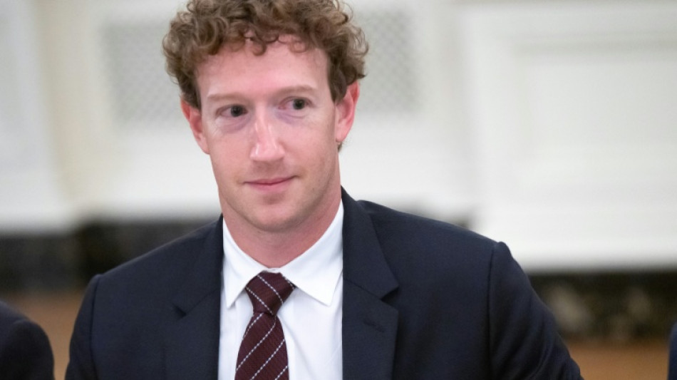 Facebook-Mutter Meta beginnt mit Entlassung von 8000 Mitarbeitern