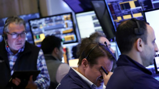 Wall Street chute encore &agrave; l'ouverture, craint une escalade commerciale