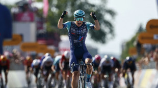 Segaert gewinnt zw&ouml;lfte Giro-Etappe - Kittel abgereist