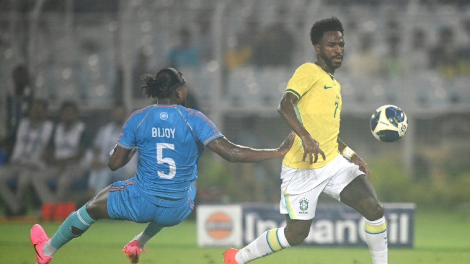 Brazil shine on Selecao's first visit to India