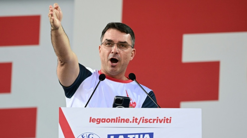 Bolsonaro designa a su hijo Fl&aacute;vio para disputar las elecciones de 2026 en Brasil