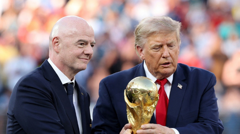 FIFA: Infantino plant Verkauf von WM-Anteilen